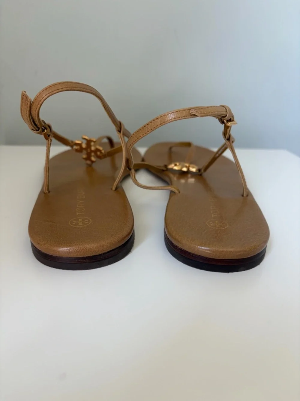 Tory Burch Capri Logo Sandals | Size 11